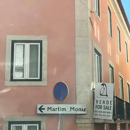 Perfect Mouraria * Lisbon